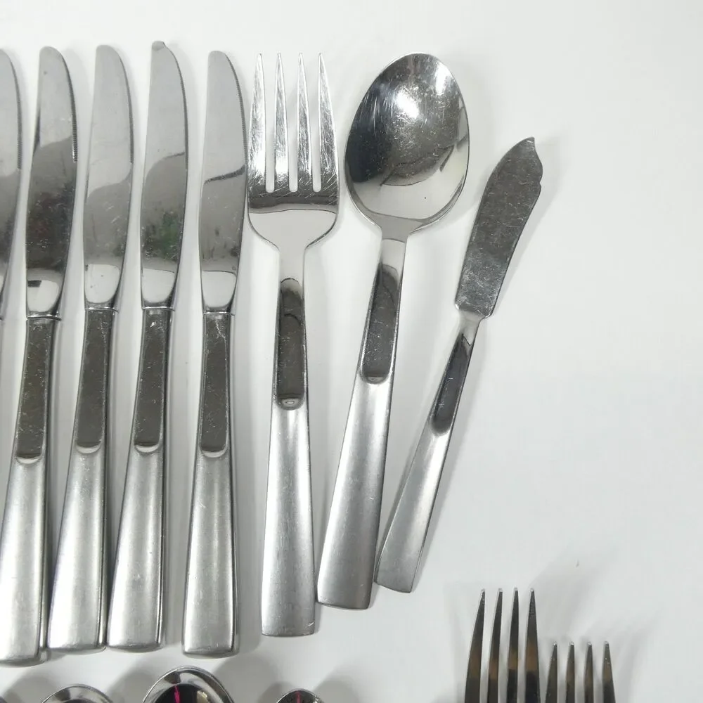 Oneida Satin Scoop Stainless Flatware 18pc Lot Spoons Serving Knives